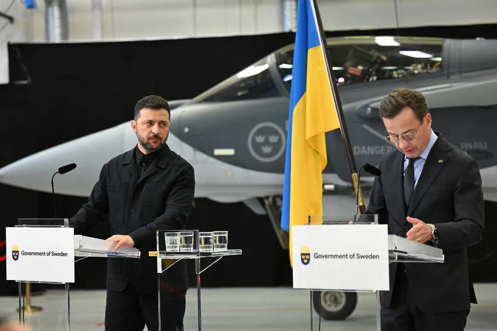 Zelenszkij a lefoglalt orosz vagyont vadászgépekre költené