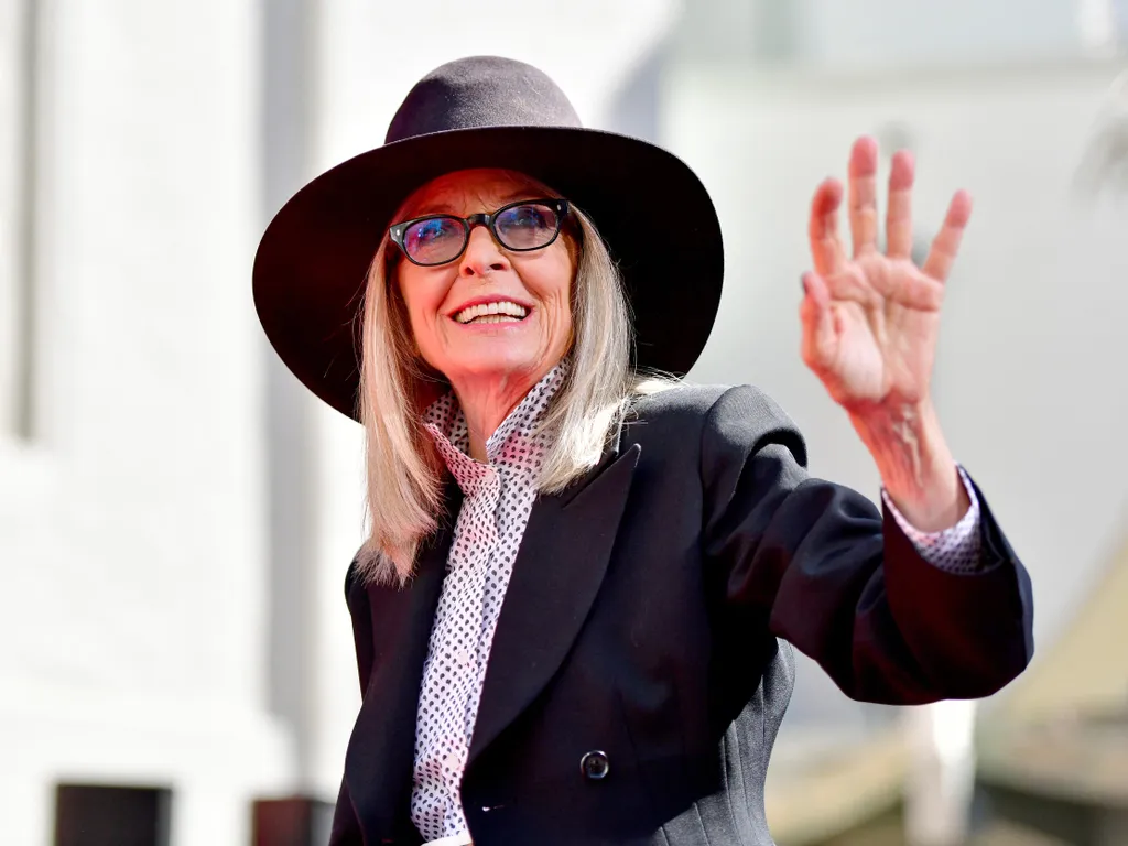 DianeKeatonéleteképekben, DianeKeaton, Diane Keaton, színésznő,   HOLLYWOOD, CALIFORNIA - AUGUST 11: Diane Keaton attends the Handprint and Footprint in Cement Ceremony for Actress Diane Keaton hosted by TCL Chinese DianeKeatonéleteképekben, DianeKeaton, 