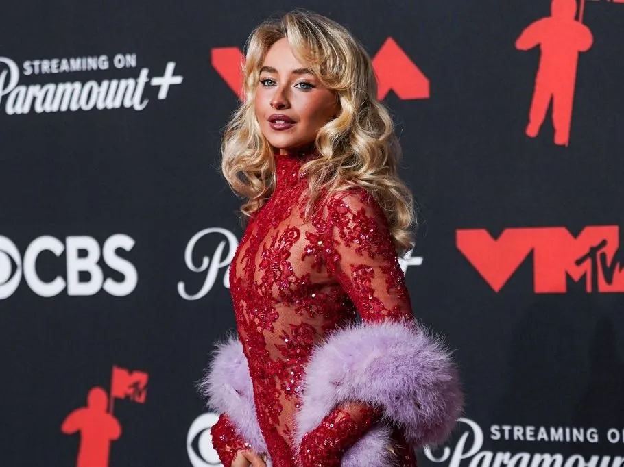 American singer, songwriter, and actress Sabrina Carpenter wearing Valentino arrives at the 2025 MTV Video Music Awards held at UBS Arena in Elmont, Nassau County, New York, United States. (Photo by Jorge Estrellado/Image Press Agency/NurPhoto) (Photo by Image Press Agency / NurPhoto via AFP)
