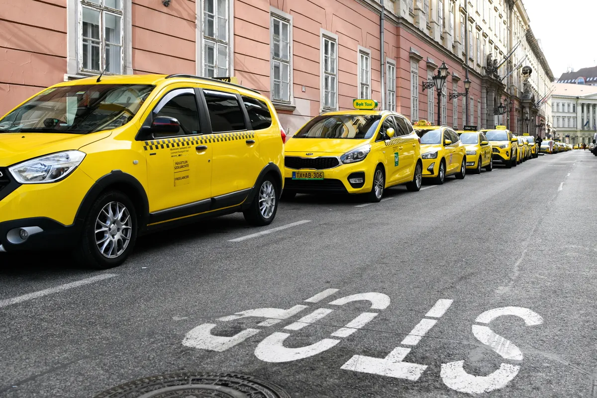 A taxisok azt ígérik, minden közgyűlésen ott lesznek, amíg a főváros nem hajlandó tárgyalóasztalhoz ülni velük.