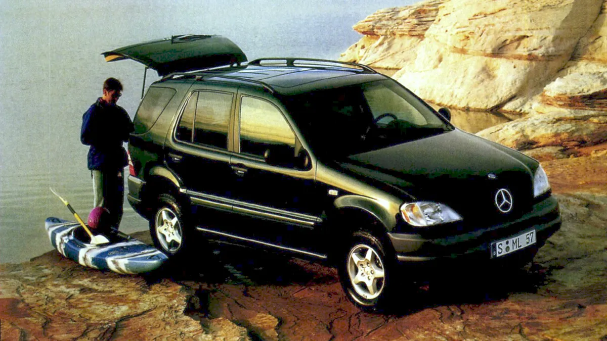 A Mercedes beelőzte nagy konkurenseit a szabadidő-autók piacán. Az ugyancsak amerikai gyártású BMW X5-öst két évvel később, 1999-ben kezdték forgalmazni
Fotó: Autó-Motor