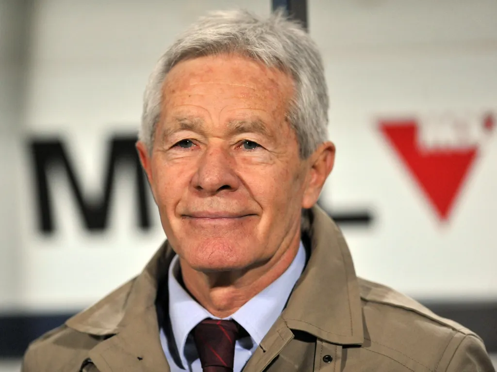 Mezey György, MezeyGyörgy, magyar labdarúgó, edző, a neveléstudomány kandidátusa, meghalt, halálhír, 2025