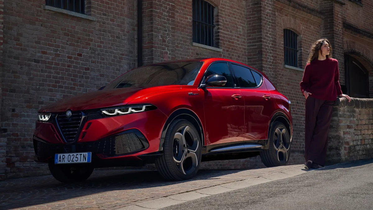 Jobb vezethetőséggel akarja visszacsábítani a vásárlókat az Alfa Romeo - Galéria