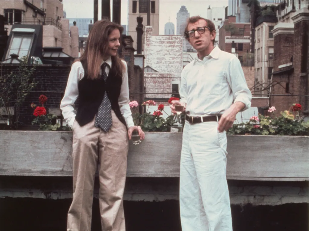 DianeKeatonéleteképekben, DianeKeaton, Diane Keaton, színésznő,    Annie Hall
Year : 1977 USA
Director : Woody Allen
Woody Allen, Diane Keaton
Photo: Brian Hamill.
It is forbidden to reproduce the photograph out of context of the promotion of the film. It