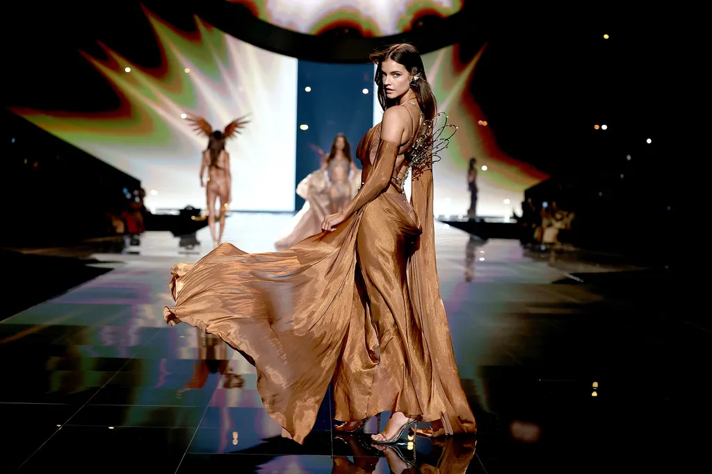 Victoria's Secret Fashion Show, Victoria'sSecretFashionShow