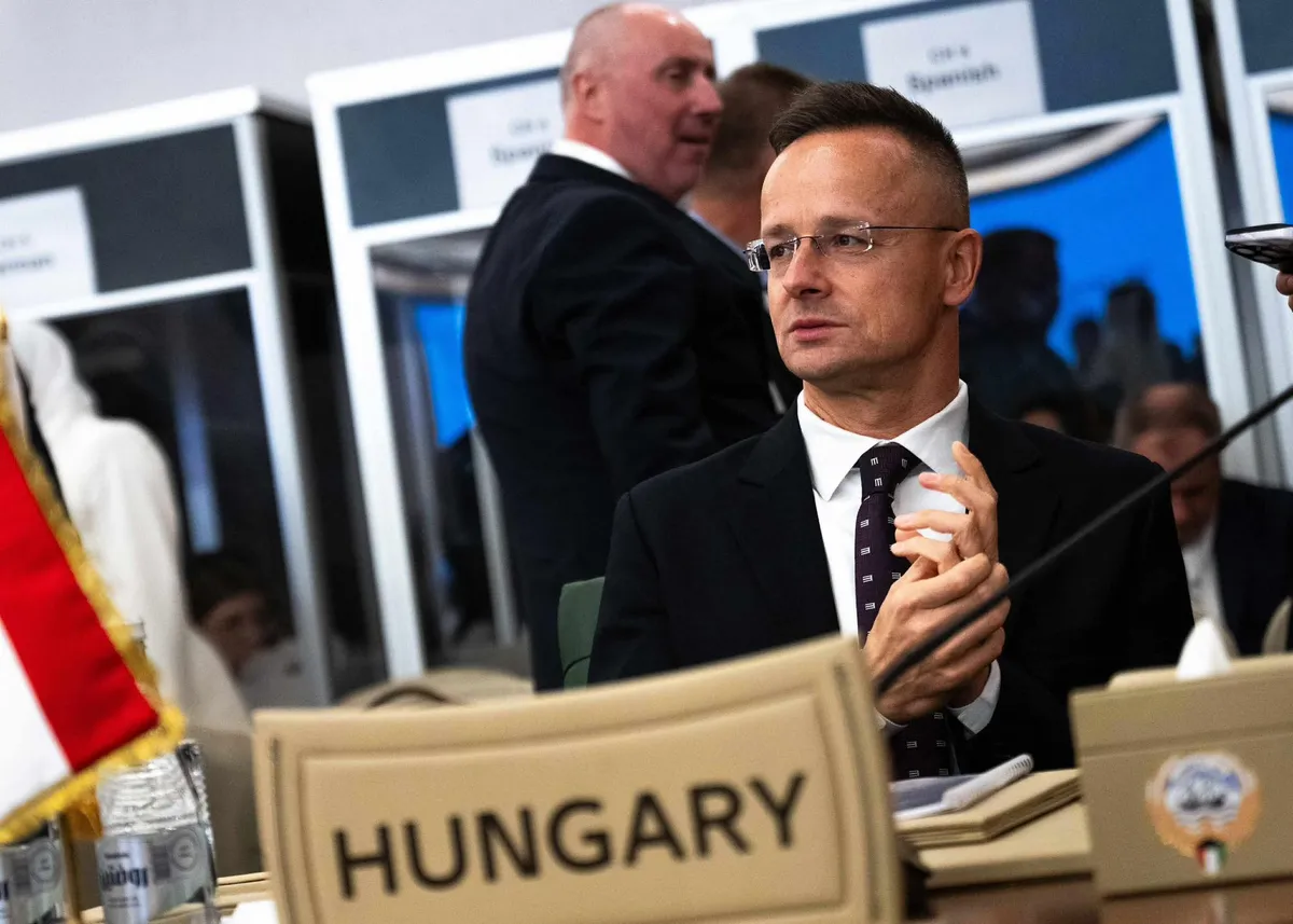Közép-Európa biztonságát alapvetően az ukrajnai és a közel-keleti háború fenyegeti, amelyekben az a közös, hogy a béke reményét mind a két esetben Donald Trump amerikai elnök jelenti – jelentette ki Szijjártó Péter