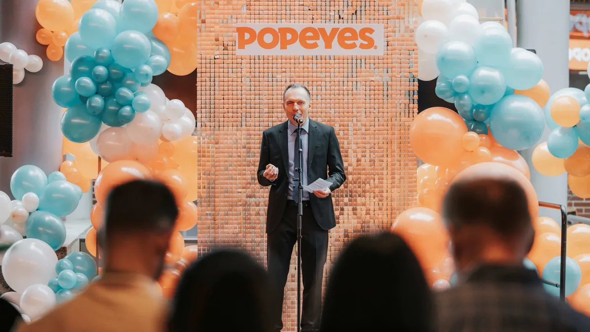 Popeyes, Sümegi László