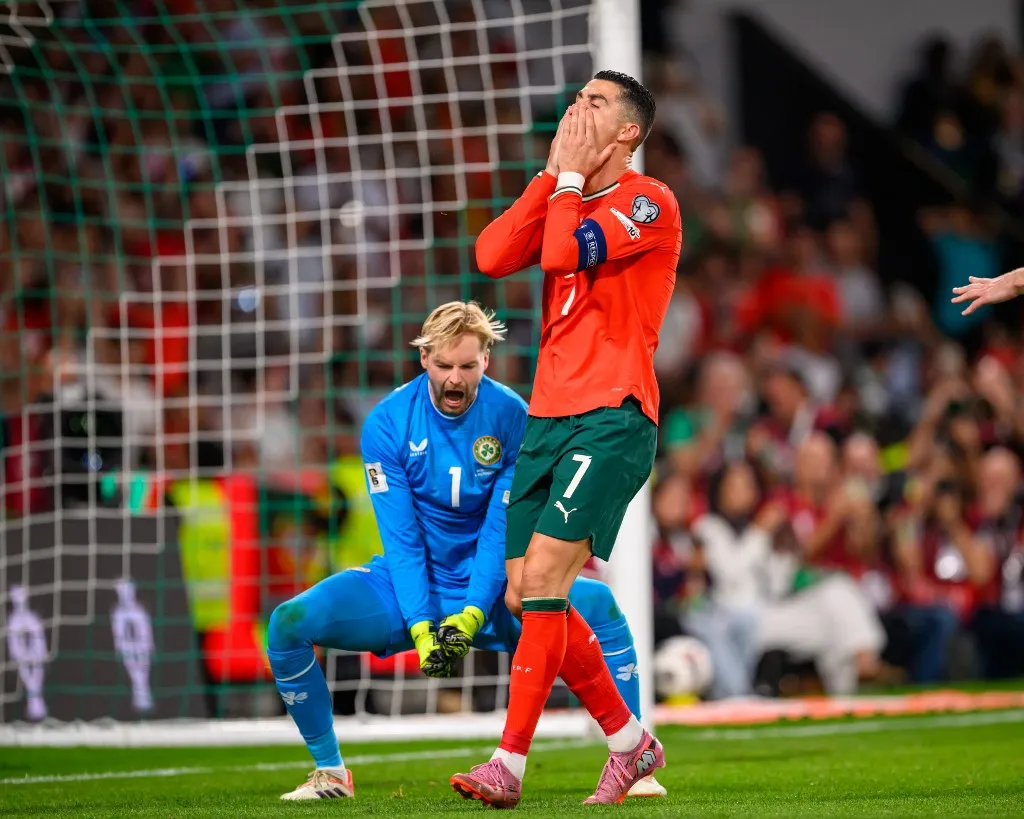Szoboszlai korábbi csapattársa, Caoimhin Kelleher kivédte Ronaldo szemét, de a portugálok a ráadásban legyőzték az íreket