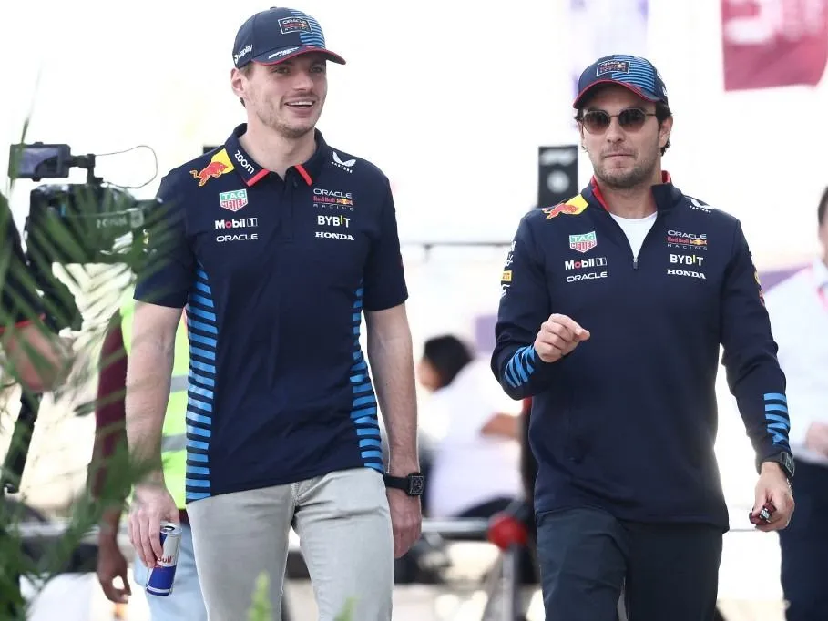 Max Verstappen fogyasztja a Forma-1-es csapattársakat