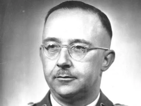 Szörnyű náci múltjára jött rá egy német pap – a képen Heinrich Himmler