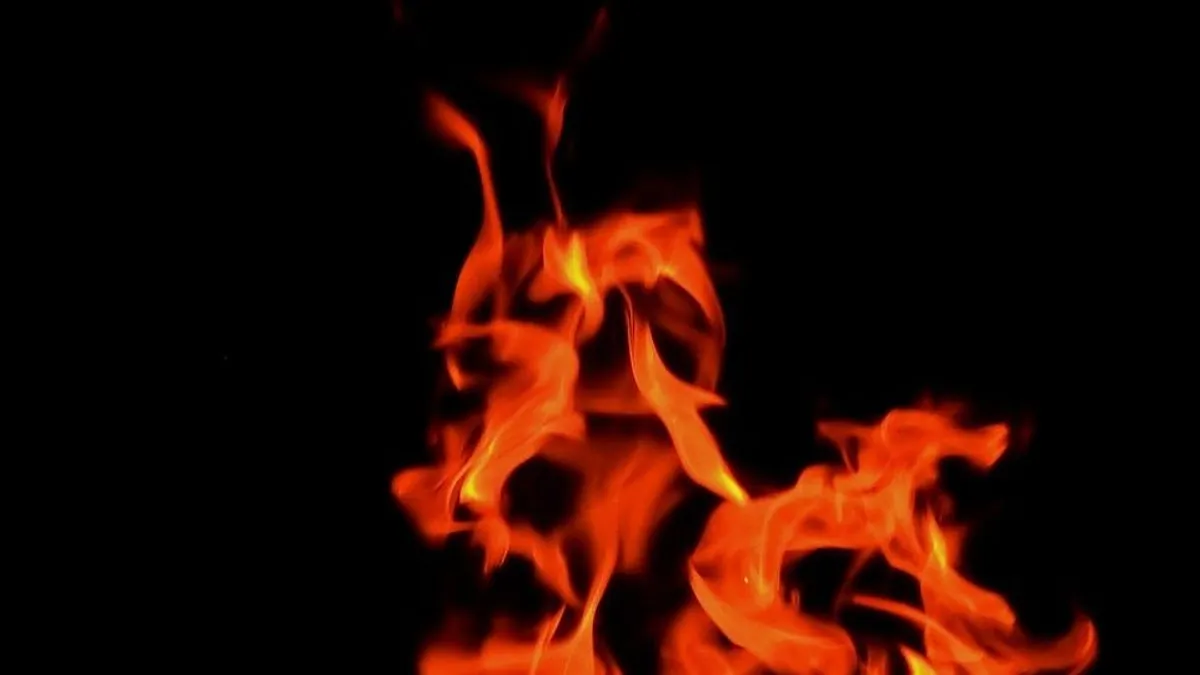 Kigyulladt egy lakás, az idős férfi nem tudott kimenekülni a felhalmozott lomoktól