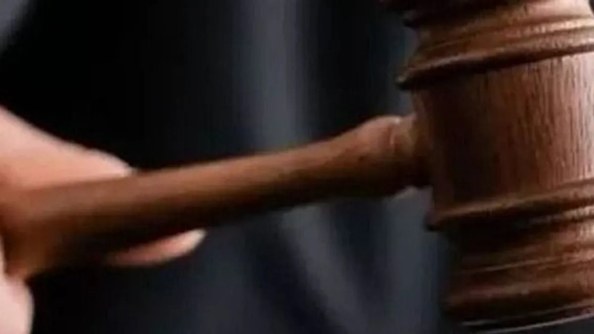 Döntött a bíróság a fiatal gyilkos ügyében, aki saját unokatestvérét végezte ki brutálisan