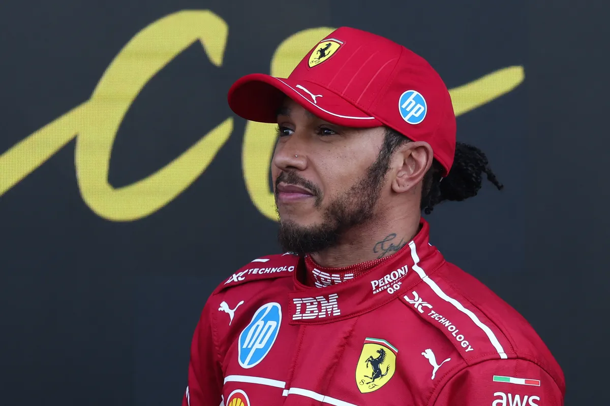 Lewis Hamilton elveszíti a teljesítménymérnökét