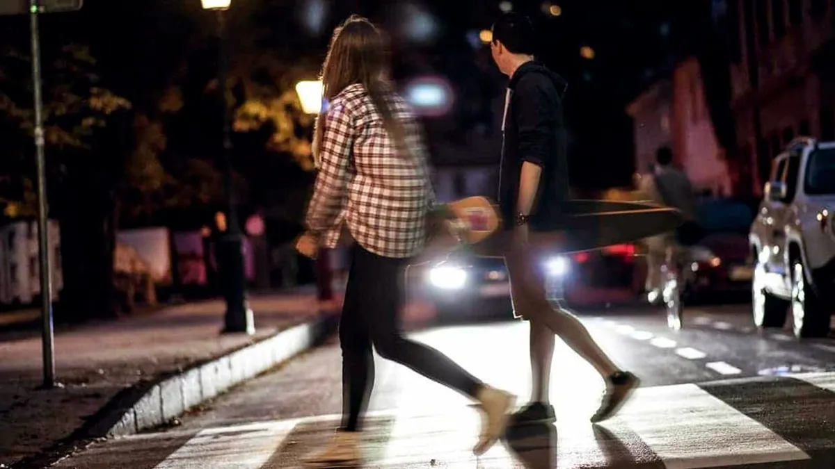 Korábban sokkolóan rosszak voltak az autók vezetésbiztonsági rendszerei. Most mi a helyzet?