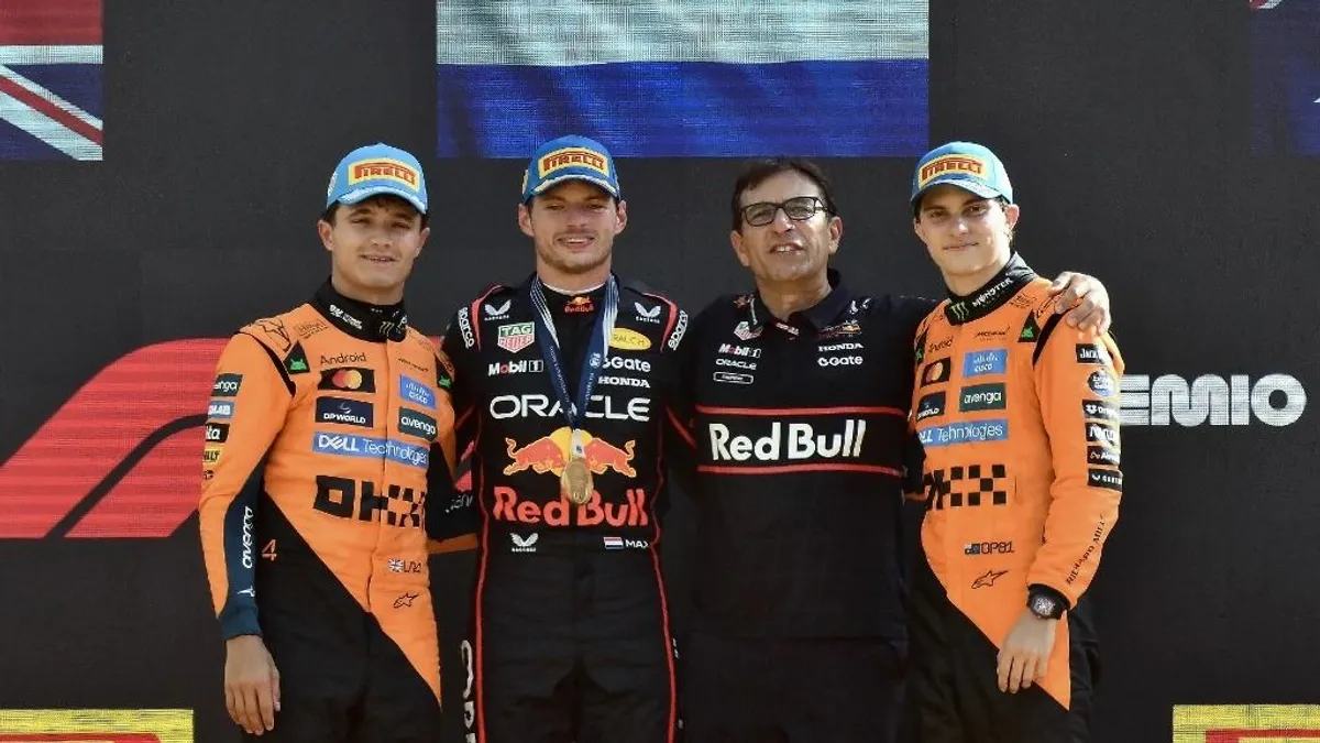 Ez már az idegek harca: Verstappen elkezdte a lélektani hadviselést a McLaren ellen