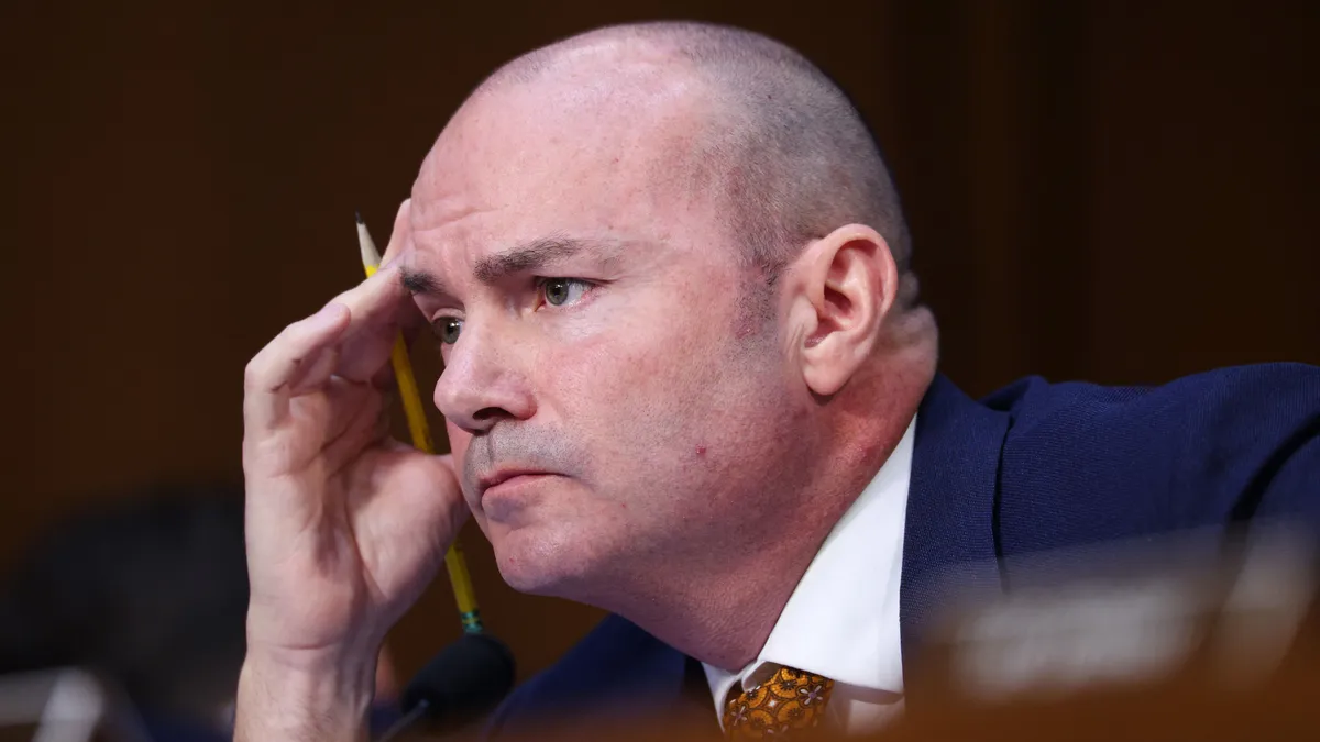 Egy amerikai szenátor kilépne a NATO-ból az európai ellenjavaslatok miatt