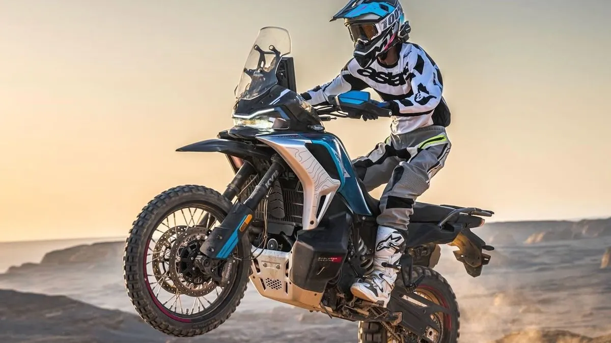 A kínaiak már nem a spájzban vannak, hanem a nappaliban pöffeszkednek!