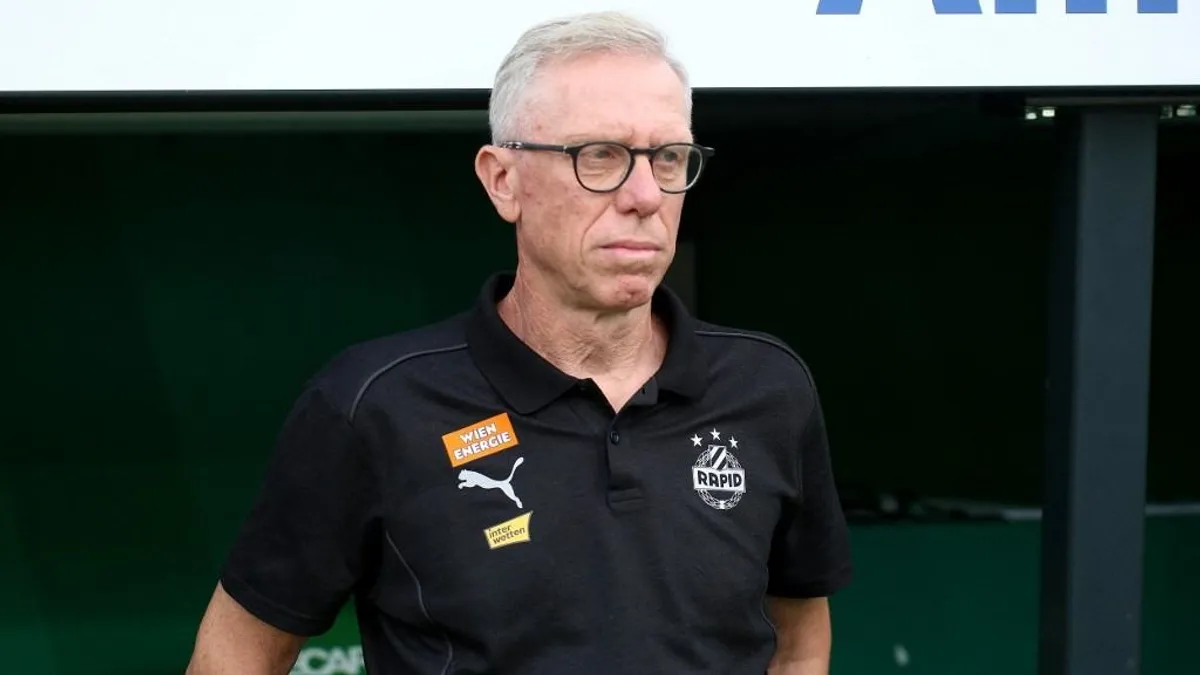 Kirúgta a korábbi Fradi-edzőt a magyar válogatott focista klubja