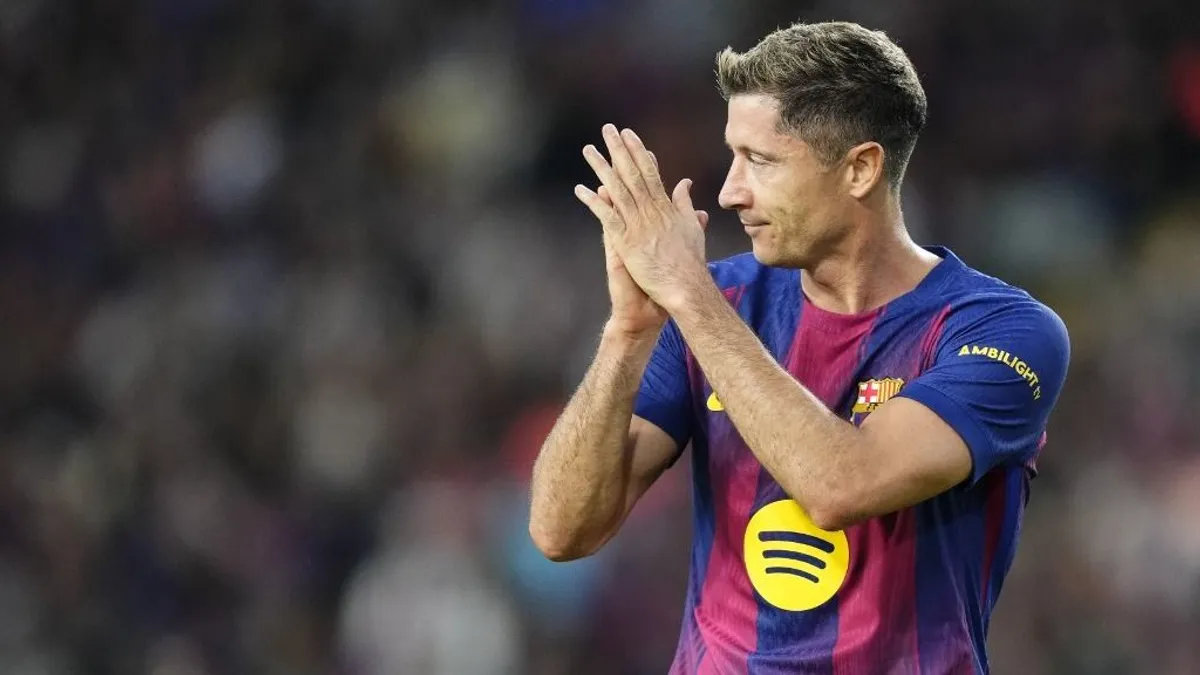 Micsoda? A Barcelona megtiltotta Lewandowskinak, hogy gólt szerezzen