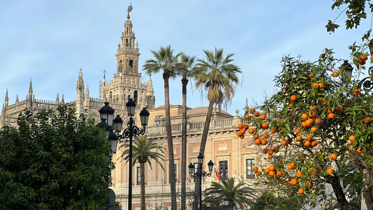 A spanyolországi Sevilla: a spanyolok szeretnék elérni, hogy a magyar turistáknak ne csak a napsütés és a tenger jusson eszébe az oszágról, ahová a Wizz Air révén számos közvetlen járat szállít utasokat
