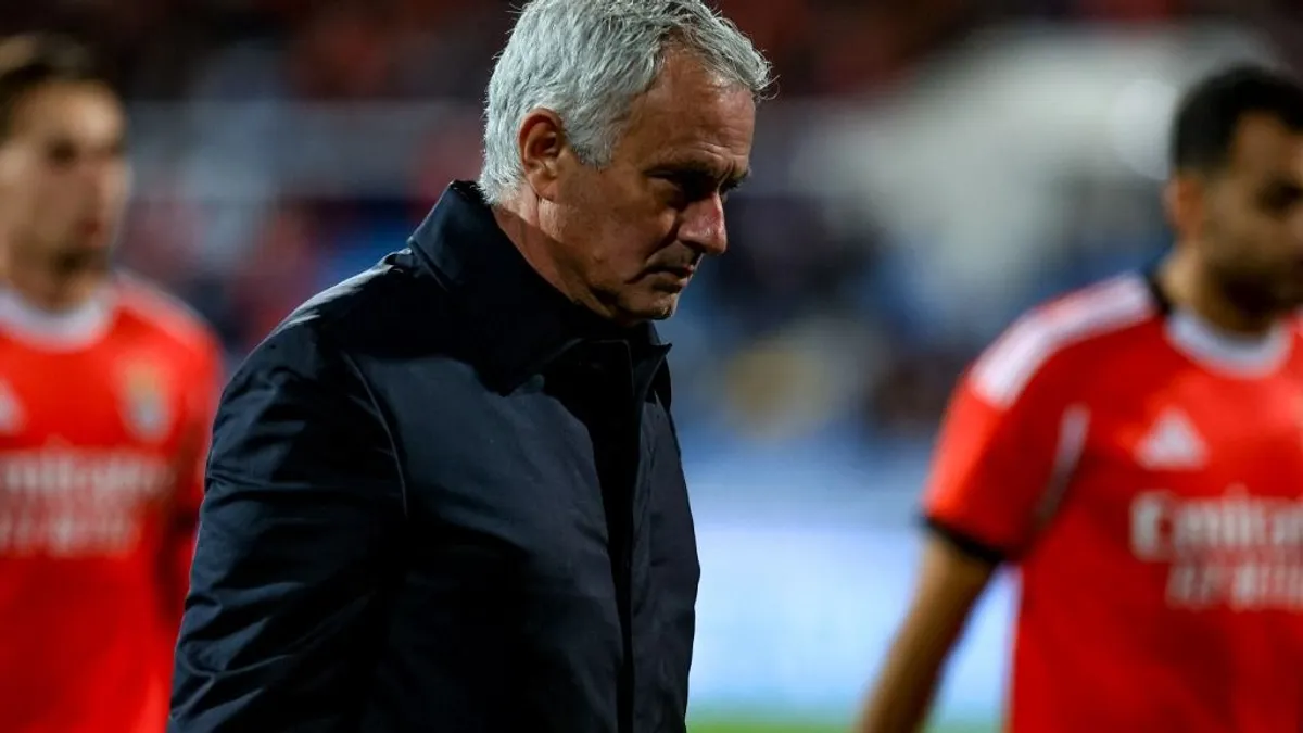 Mourinho árulónak nevezte a saját játékosait