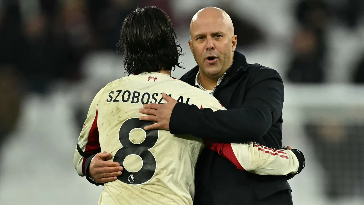 Szoboszlai szerepéről, Szalah boldogtalanságáról és a zaklatásokról is beszélt a Liverpool edzője