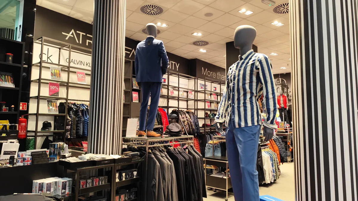 Az utolsó Griff Collection áruház bezárását nem sietteti semmi, később visszahoznák az eredeti márkanevet (a felvétel az üzlet belső teréről készült)