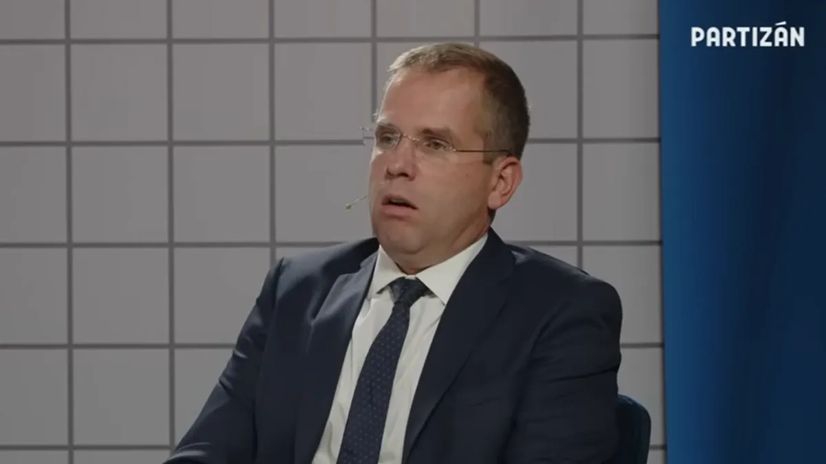 A Tisza Párt kedvenc politológusa elszólta magát a 14. havi nyugdíjról