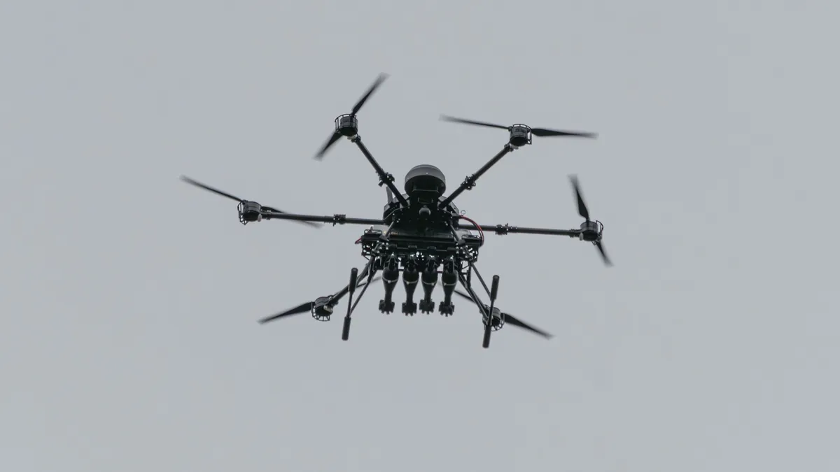 Masszív támadás történt: lángokban áll Kijev – videó