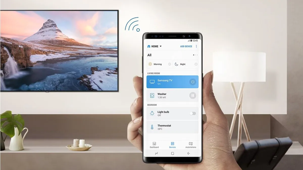 A modern otthon egyik legkényelmesebb funkciója: minden a zsebünkből irányítható a tévé is.