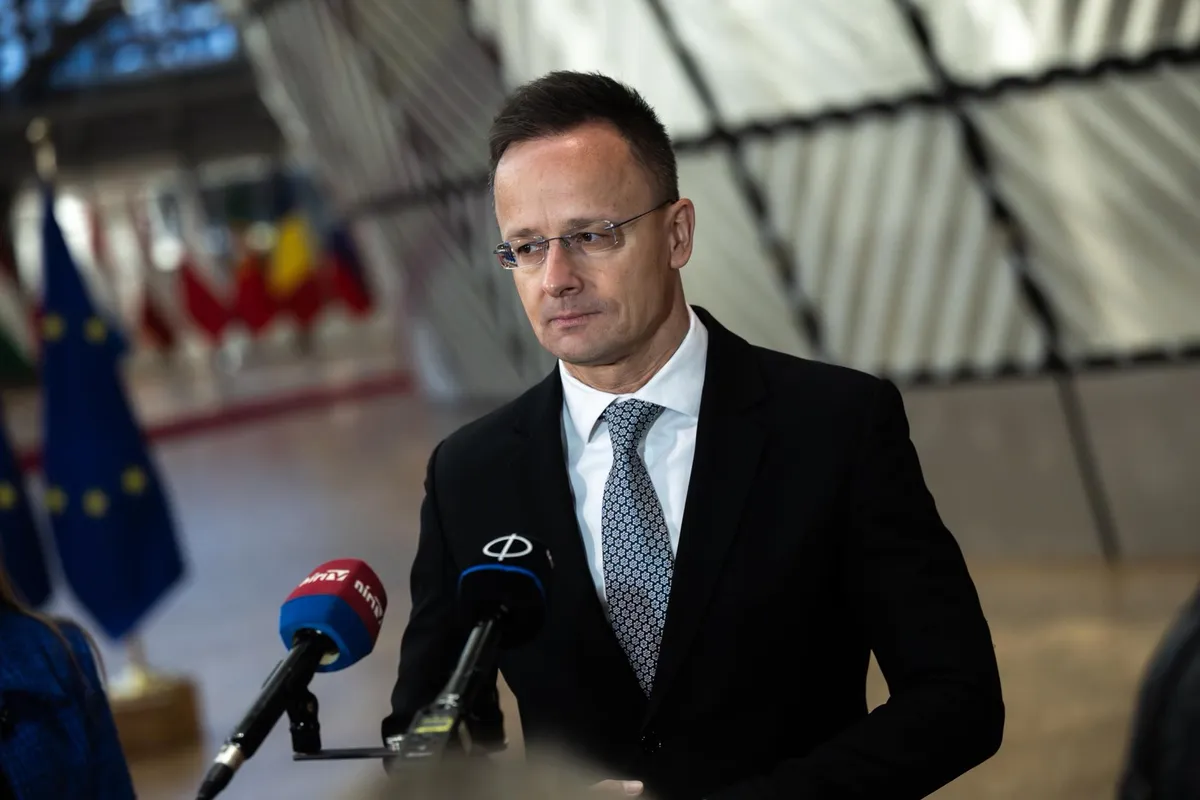 Magyarország határozottan felszólítja az európai vezetőket, hogy ne ássák alá Donald Trump amerikai elnök erőfeszítéseit az ukrajnai háború rendezésére vonatkozóan – jelentette ki Szijjártó Péter Forrás: Facebook