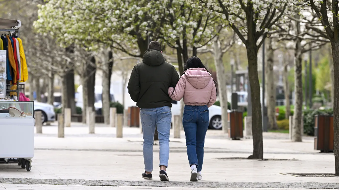 Séta vagy biciklizés? Meglepő eredményre jutottak a kutatók – ez segít igazán a fogyásban Kép