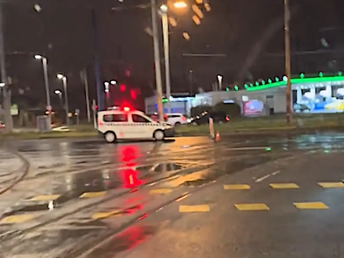 A kátyú helye a Könyves Kálmán körúton.