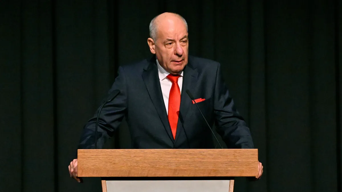 Újraindul a V4-együttműködés, államfői csúcsot hívott össze Sulyok Tamás