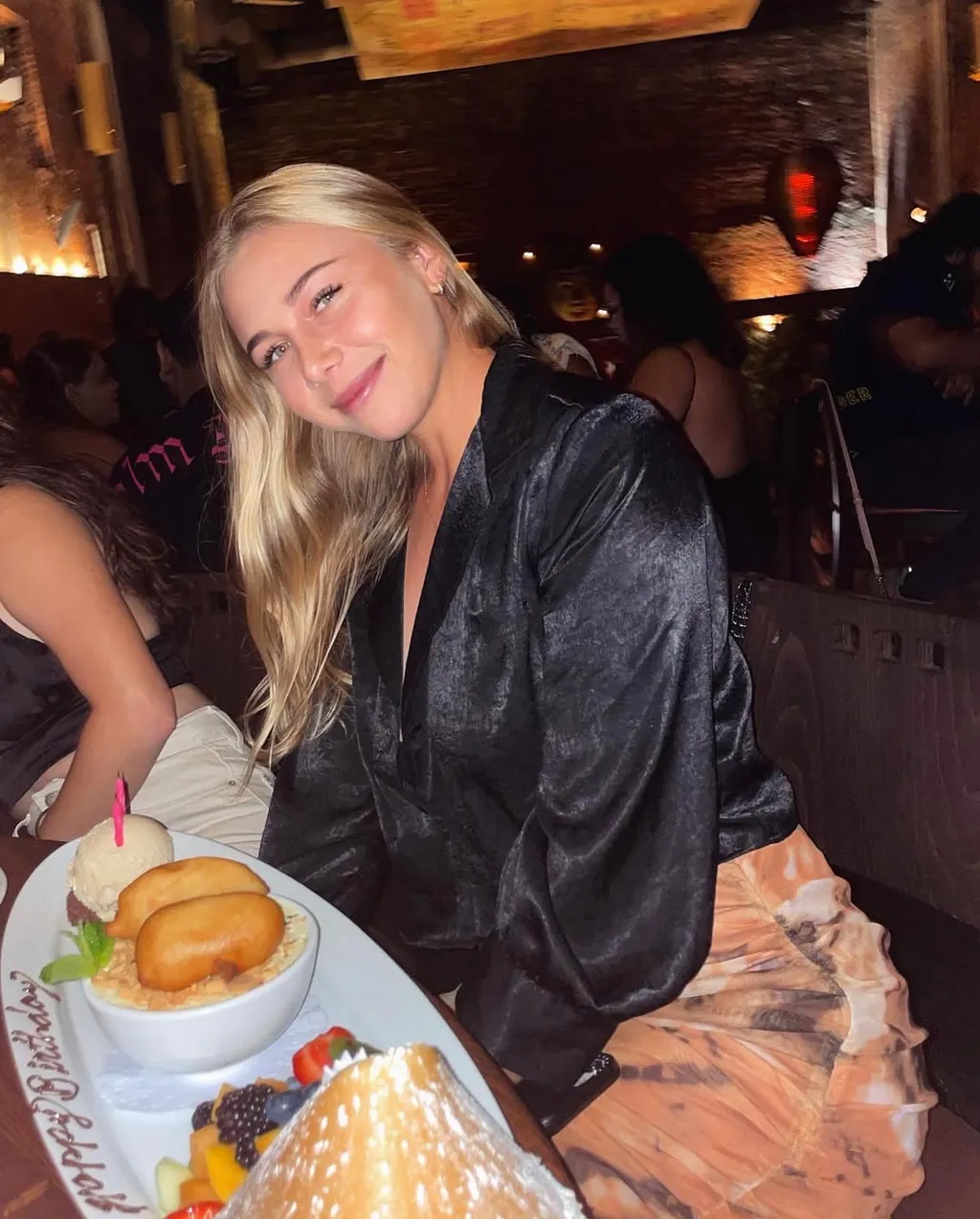 A hihetetlenül szexi teniszezőnő, Amanda Anisimova