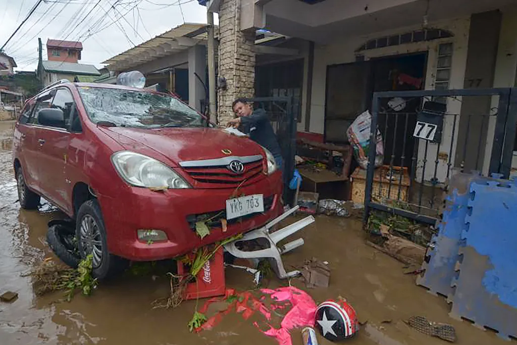 Fülöp-szigetek, tájfun, Fülöp-szigetektájfun, Kalmaegi tájfun