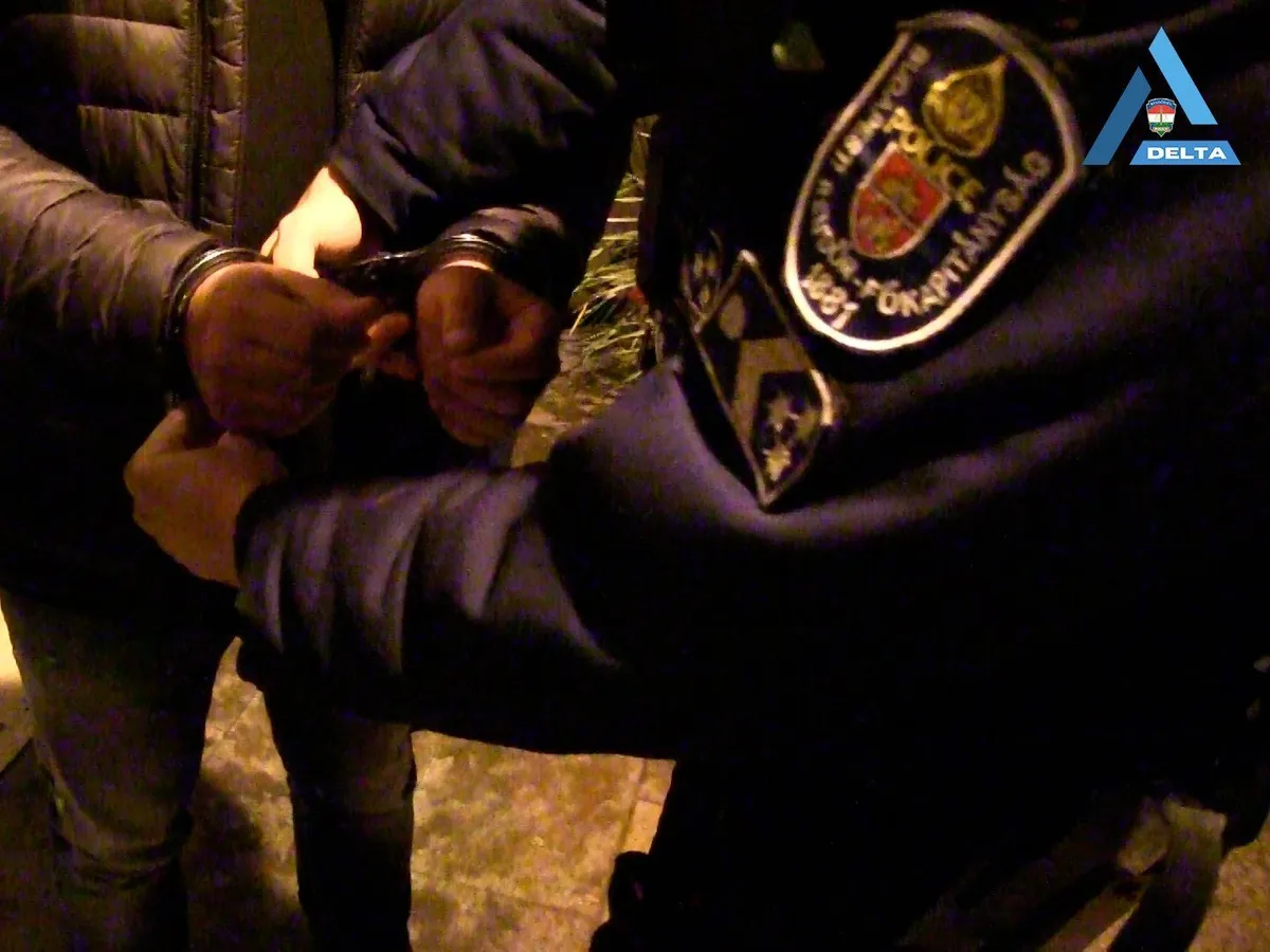 Rendőrségi razzia volt a budapesti belvárosban 2025. november 8-án: 211 embert ellenőriztek, 16 ellen indult büntetőeljárás, kokain, thc és amfetamin is volt a szervezetükben 