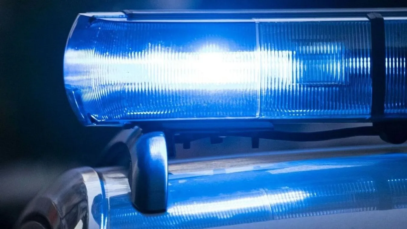 Két autó ütközött össze Veszprém és Nemesvámos között, egy ember meghalt Kép