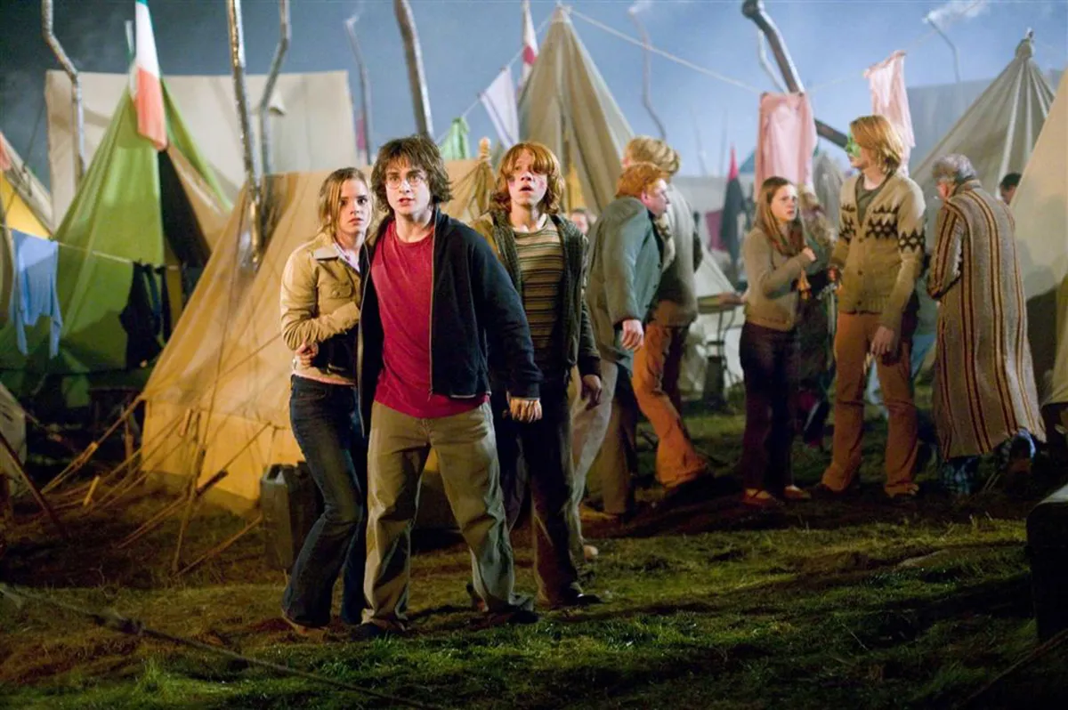 Harry Potter 4 Ferrari Press AgencyRef CS172/9/05See Ferrari picturesCELEBRITY SHORTS 17Director Mike Newell says forthcoming movie Harry Potter and the Goblet Of Fire will show children as bloodthirsty maniacs. OPS: Harry (Daniel radcliffe) Herminone (Emma Watson) and Ron ( Rupert Grint) in a scene from Harry Pottr and the Goblet of Fire