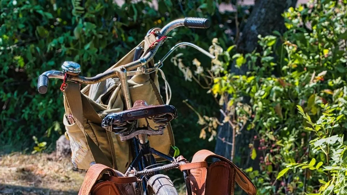 Elképesztő biciklis baleset: kerékpárral gázoltak halálra egy férfit