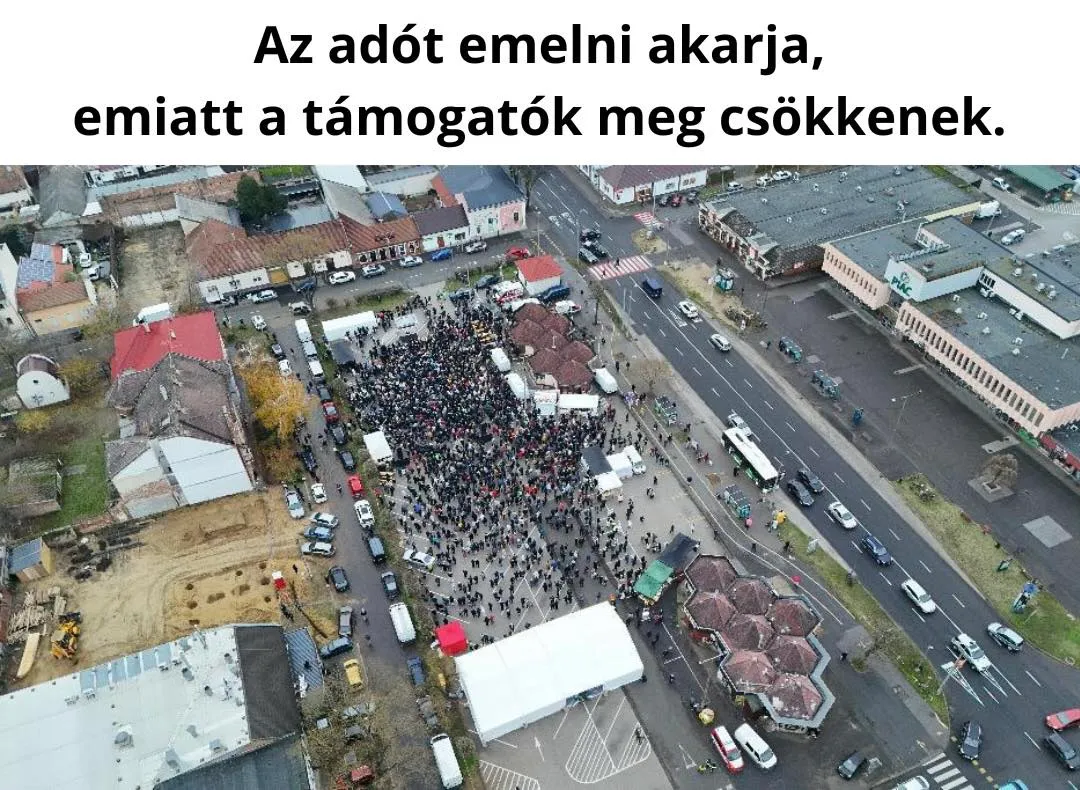 Megint csak lézengtek az emberek Magyar Péterék nyíregyházi tüntetésén (Fotó: Megafon Központ)