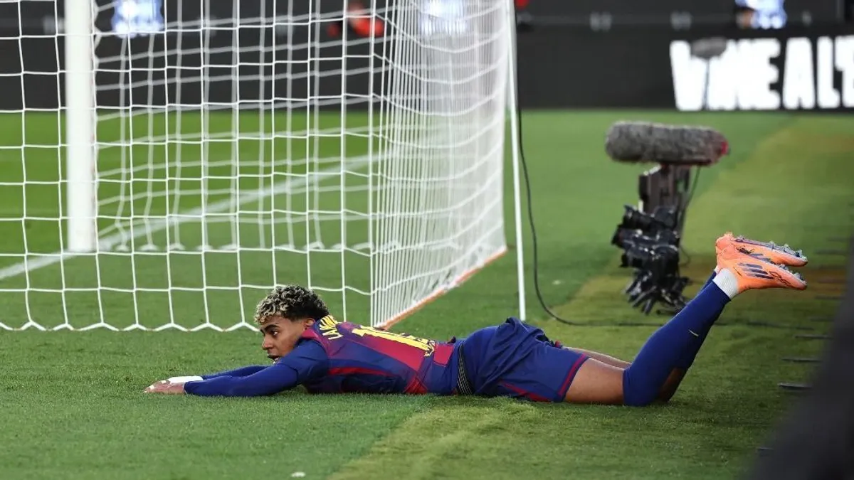 Lamine Yamal sem hitte el, milyen döbbenetes helyzetet hagyott ki – videó