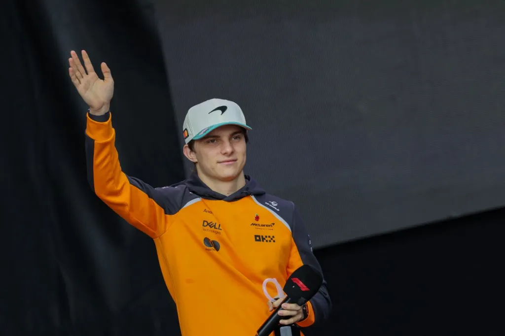 Oscar Piastri sokáig vezette a Forma-1-es vb-pontversenyt, de egyre nagyobb bajba kerül