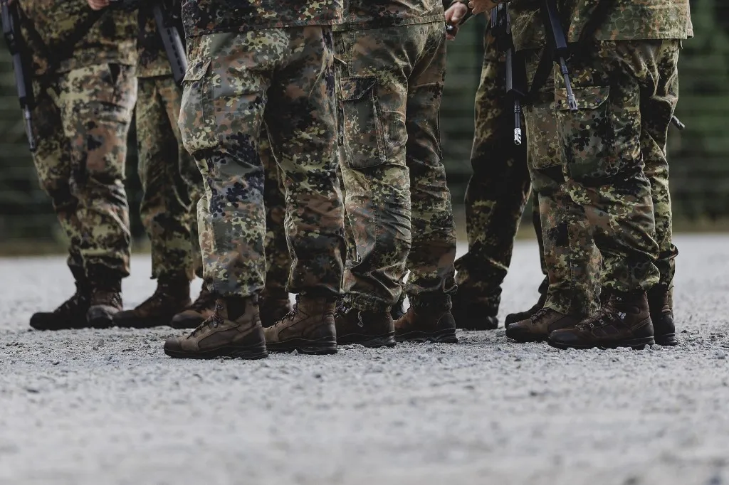 Brit katonai felszerelések et árulnak az ukránok (Fotó: FLORIAN GAERTNER / Photothek Media Lab)