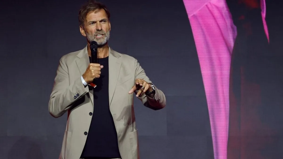 Jürgen Klopp megható üzenetet küldött a volt Bundesliga-játékos rákos kislányának