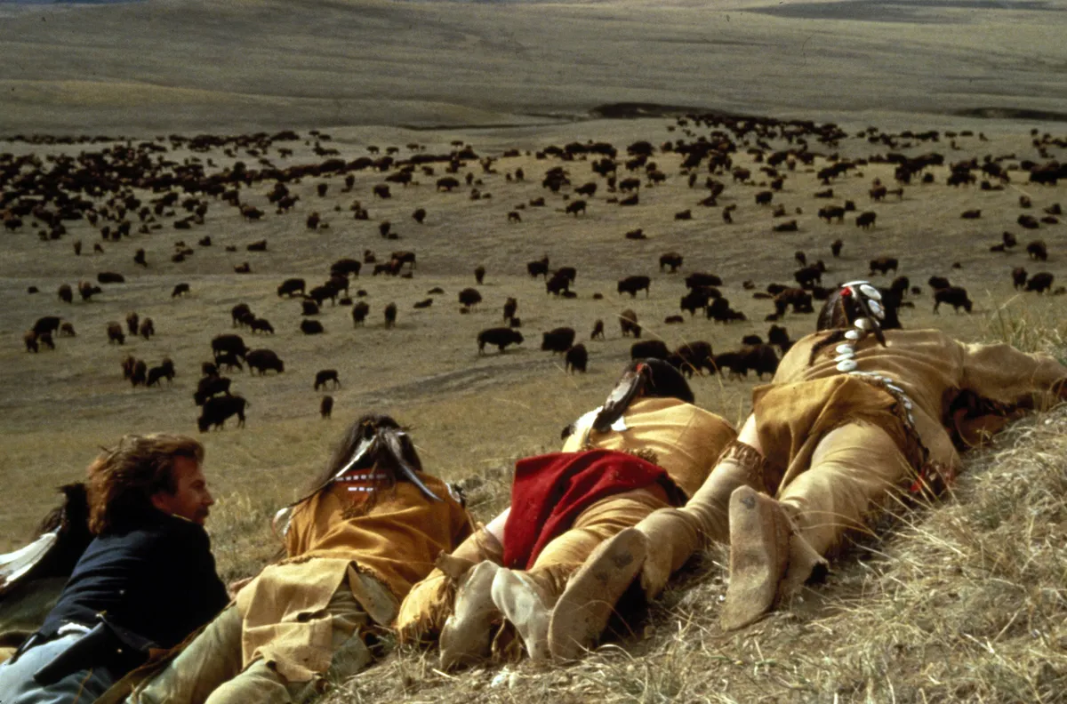 Oct 19, 1990; Jackson Hole, WY, USA; KEVIN COSTNER (left) as Lt. John Dunbar in the adventure, history, drama 'Dances with Wolves' directed by Kevin Costner.
Mandatory Credit: Photo by Columbia TriStar/ZUMA Press.
(©) Copyright 1990 by Courtesy of Columbia TriStar