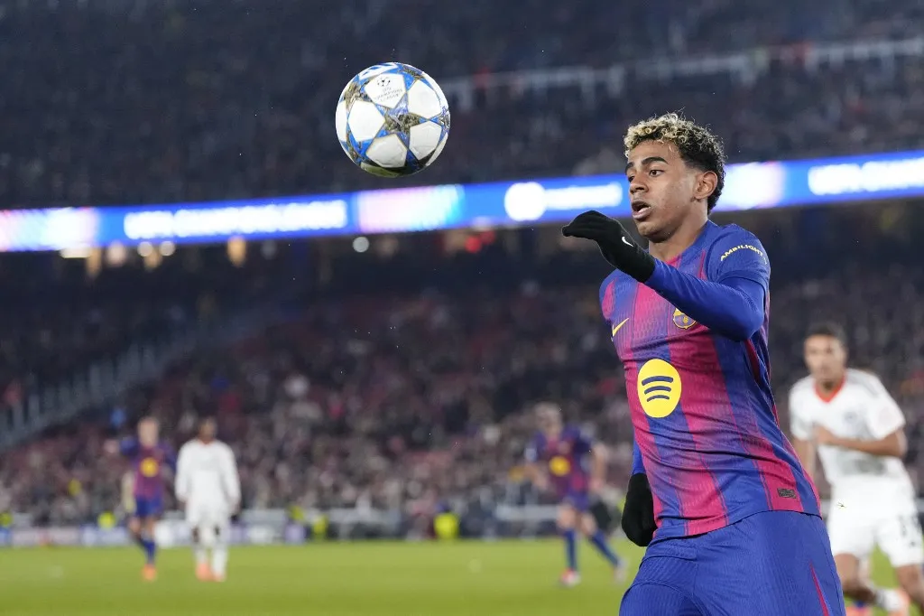 Lamine Yamal right winger of Barcelona and Spain during the UEFA Champions League 2025/26 League Phase MD6 match between FC Barcelona and Eintracht Frankfurt at Spotify Camp Nou on December 9, 2025 in Barcelona, Spain. (Photo by Jose Breton/Pics Action/NurPhoto) (Photo by Jose Breton / NurPhoto via AFP)