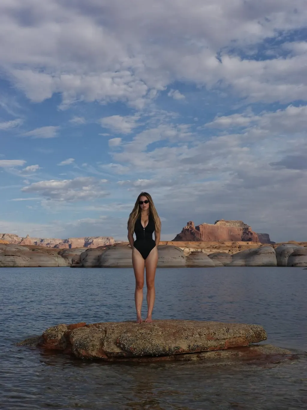 A szexi amerikai színésznő, Sydney Sweeney