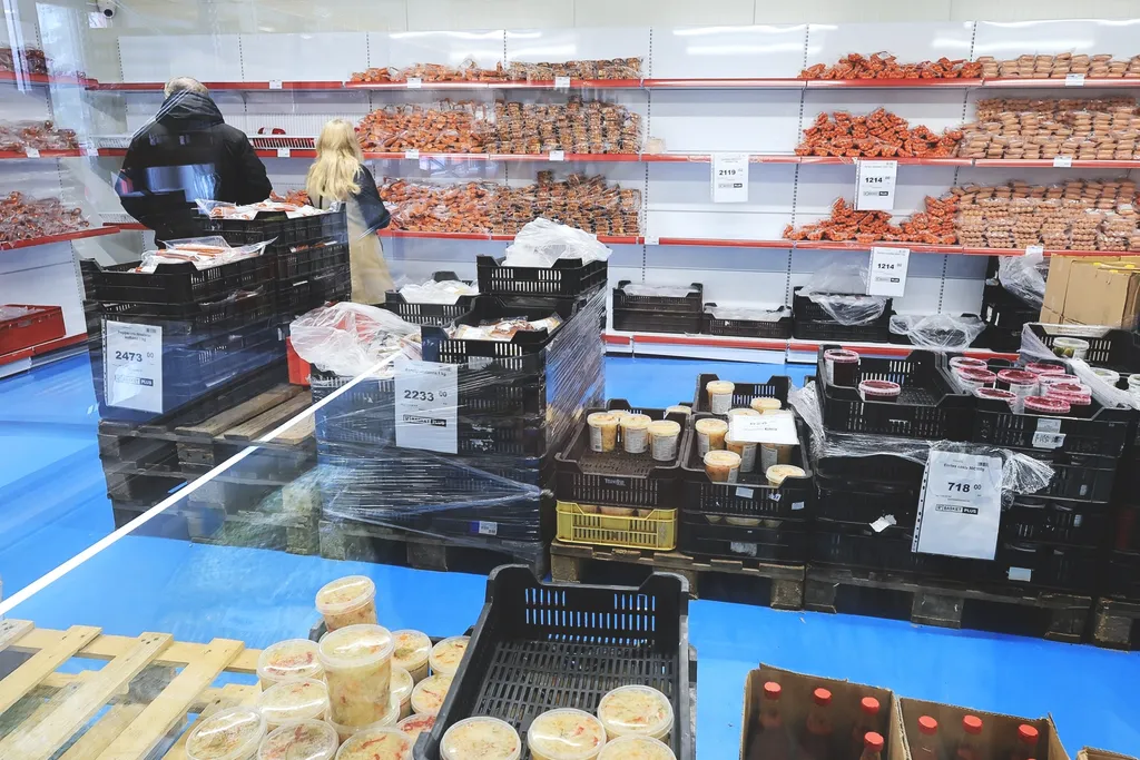 Basket Plus áruház, BasketPlus, kereskedelem, szupermarket, vásárlás, diszkont