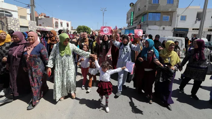 Gyaurrá akar tenni minket Brüsszel